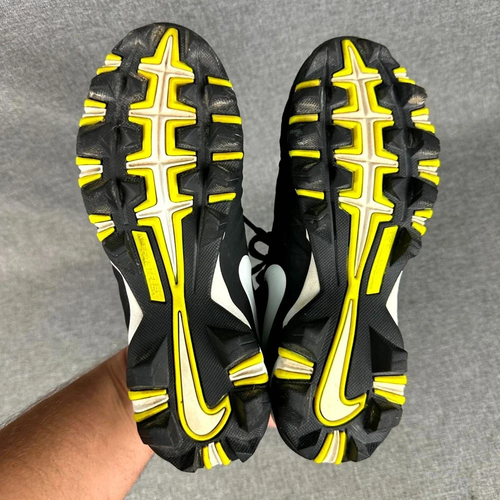 Nike Alpha Menace Shark 902510-011‎ Kids 3Y Black White Lace up Football Cleats